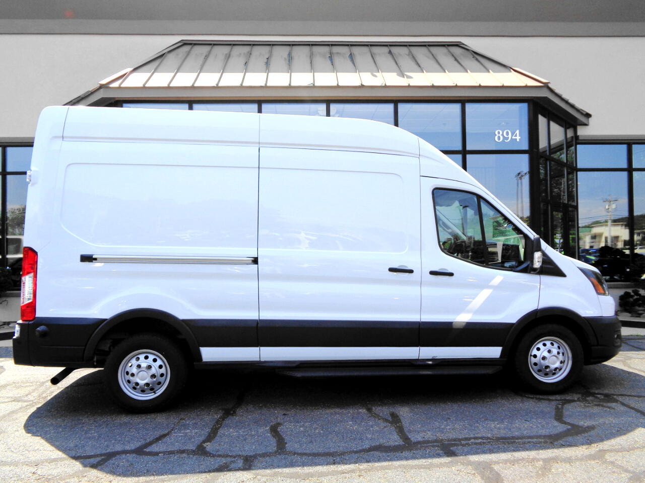 2020 Ford Transit photo 2