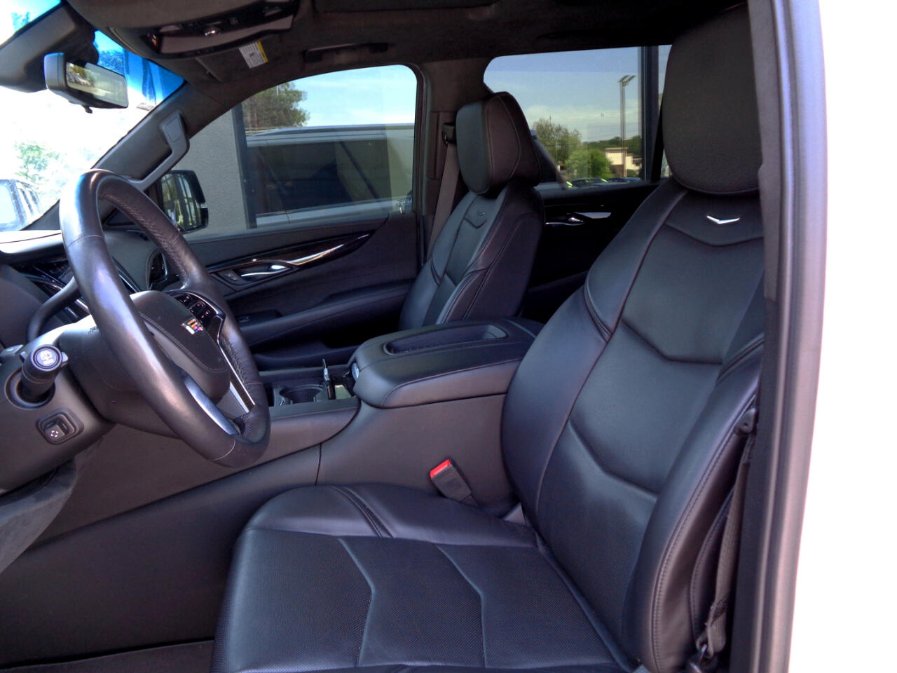 2019 Cadillac Escalade ESV Platinum photo 2