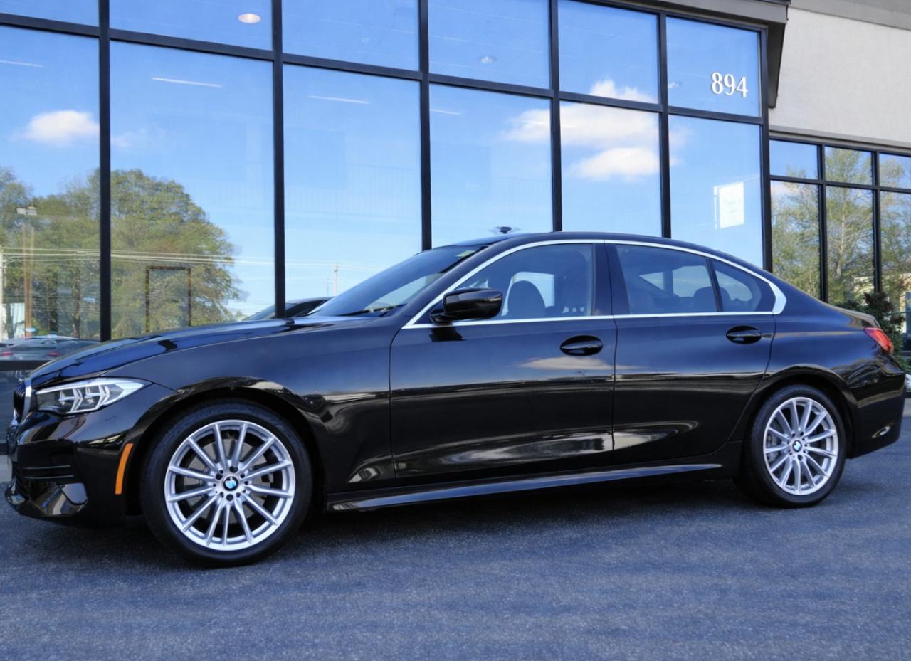 BMW 3 Series 330i xDrive Sedan 2024