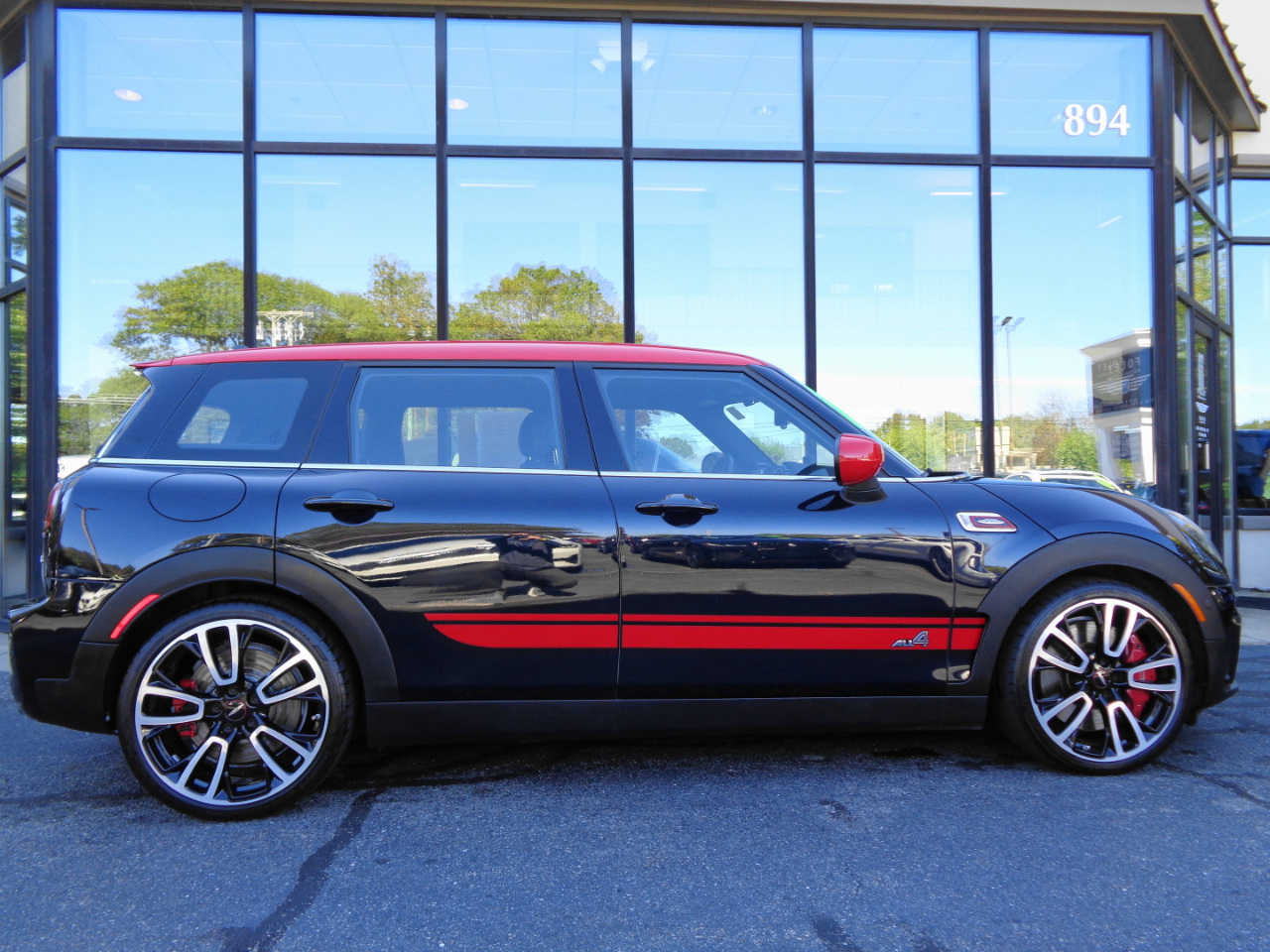 2022 Mini Clubman John Cooper Works ALL4 photo 3