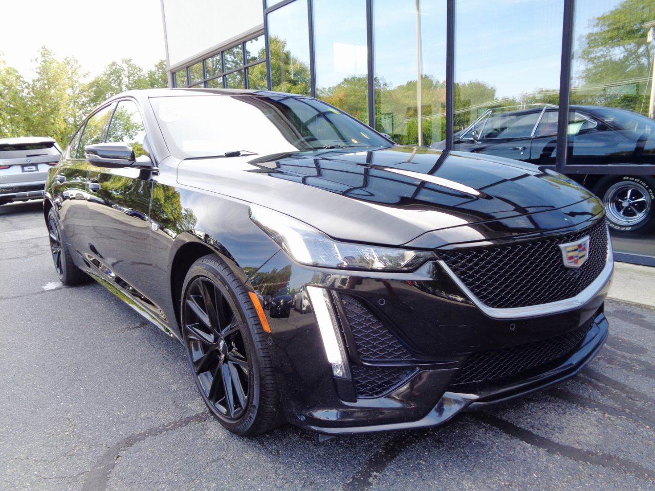 2022 Cadillac CT5 Sport photo 2