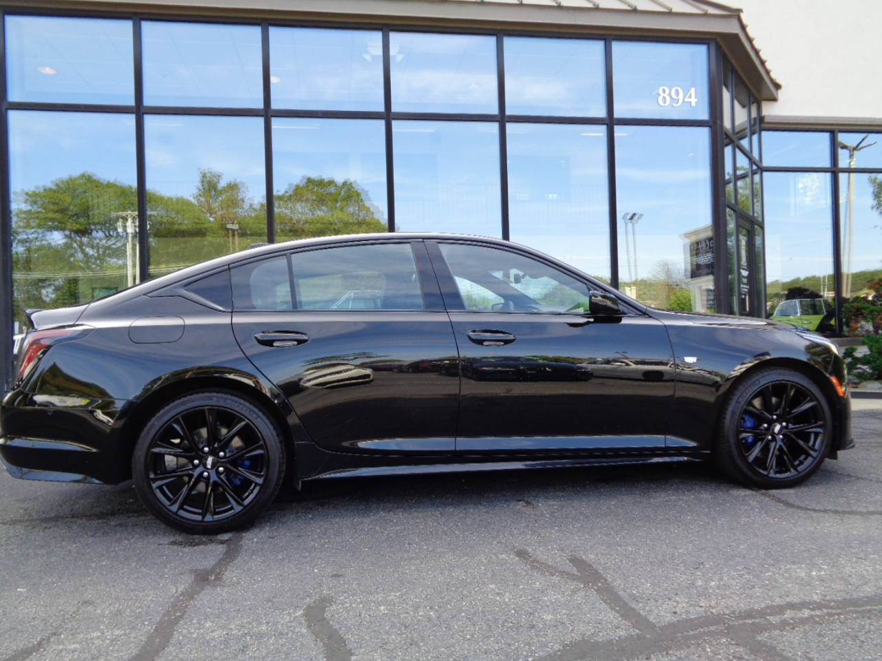 2022 Cadillac CT5 Sport photo 3