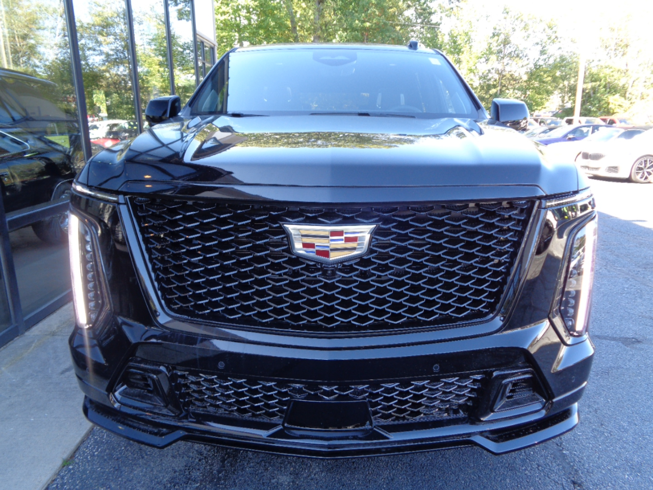 2025 Cadillac Escalade V-Series photo 2