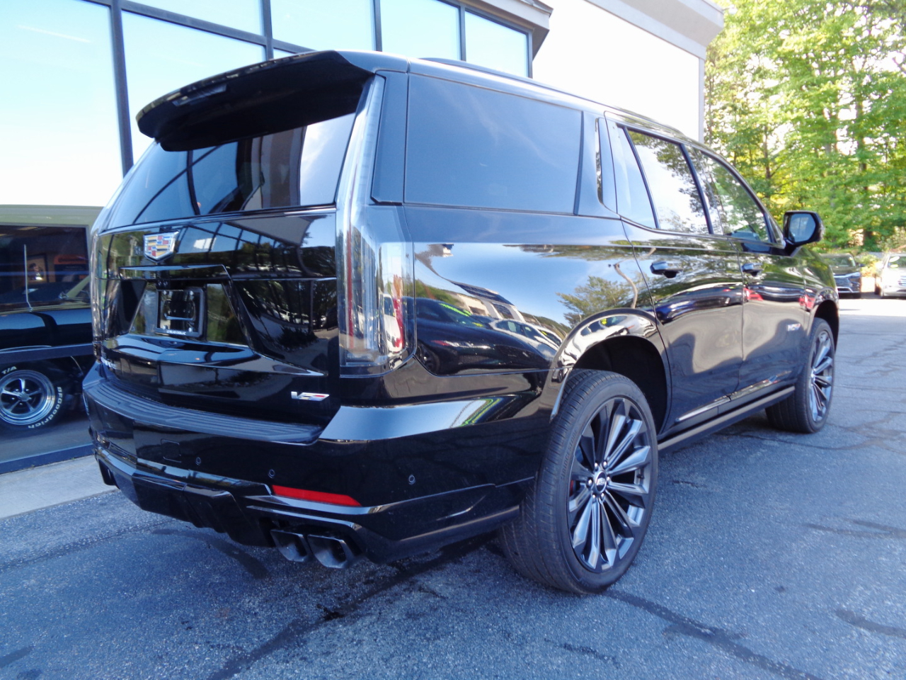 2025 Cadillac Escalade V-Series photo 5