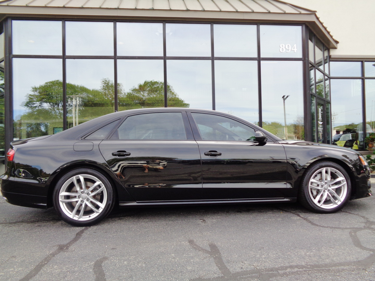 2017 Audi A8 L 4.0 TFSI Quattro Sport photo 4