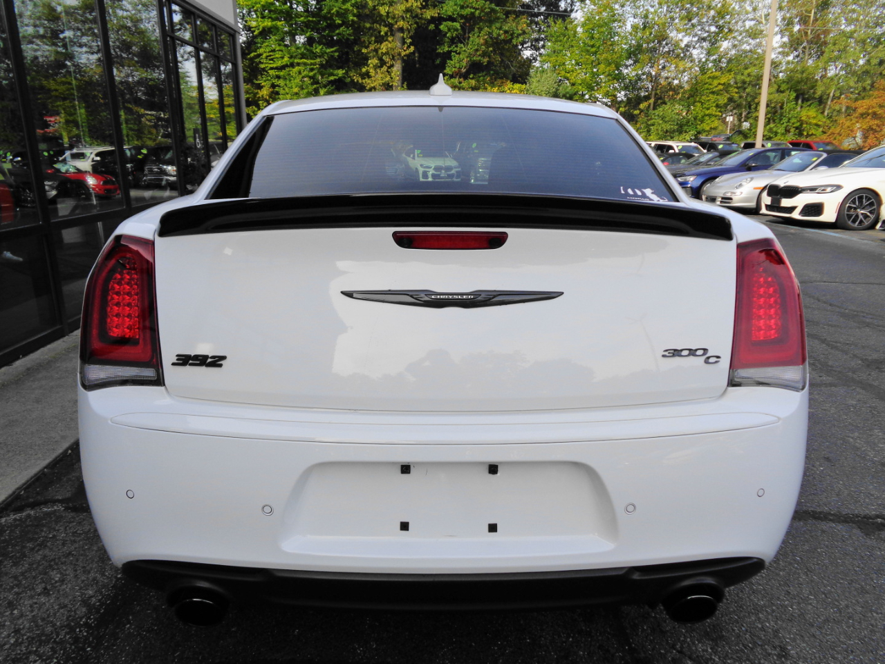 2023 Chrysler 300 photo 4