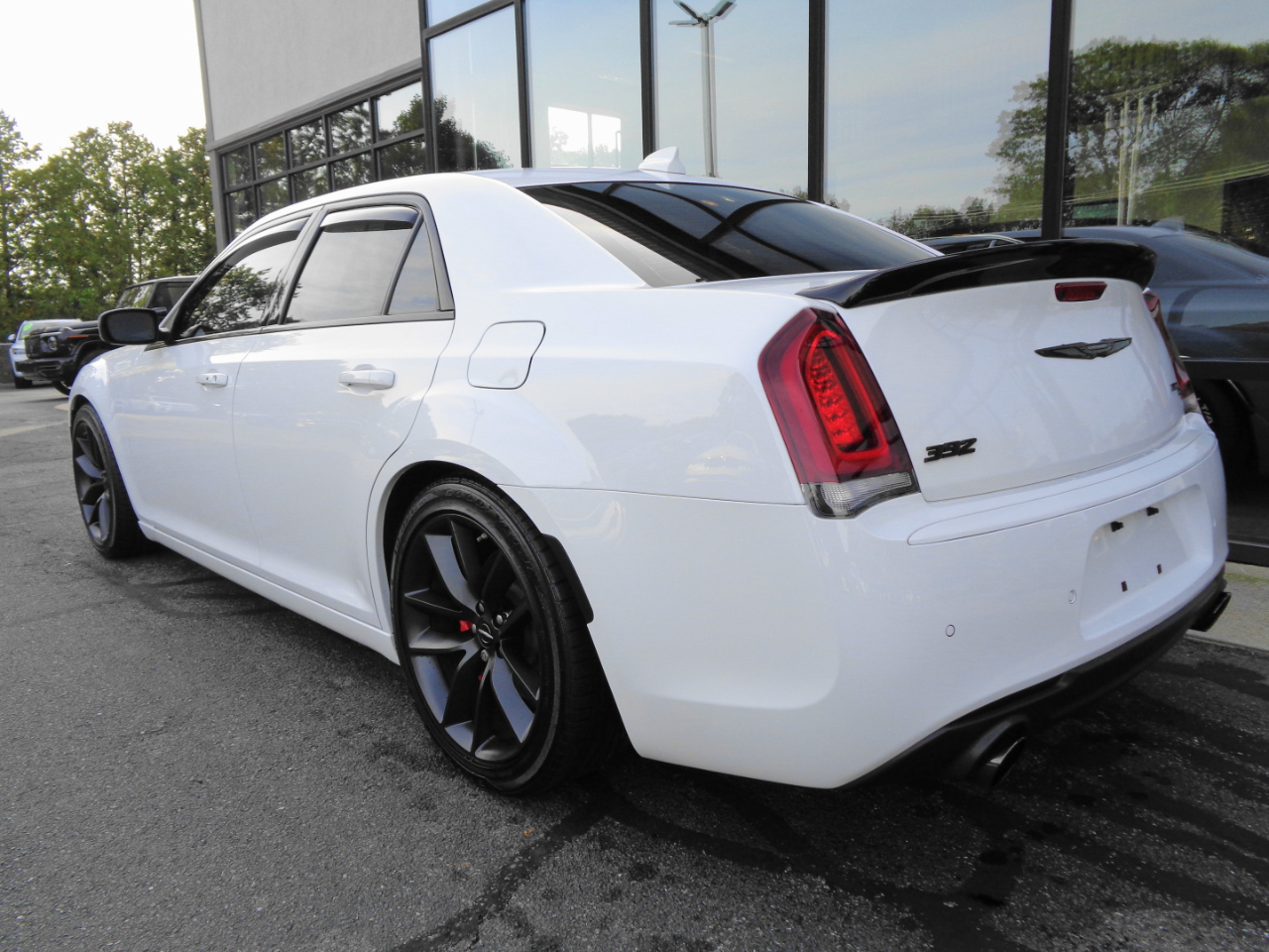 2023 Chrysler 300 photo 5