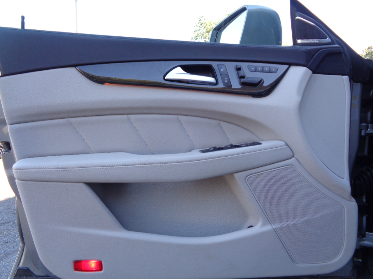 2012 Mercedes Benz CLS 550 photo 12