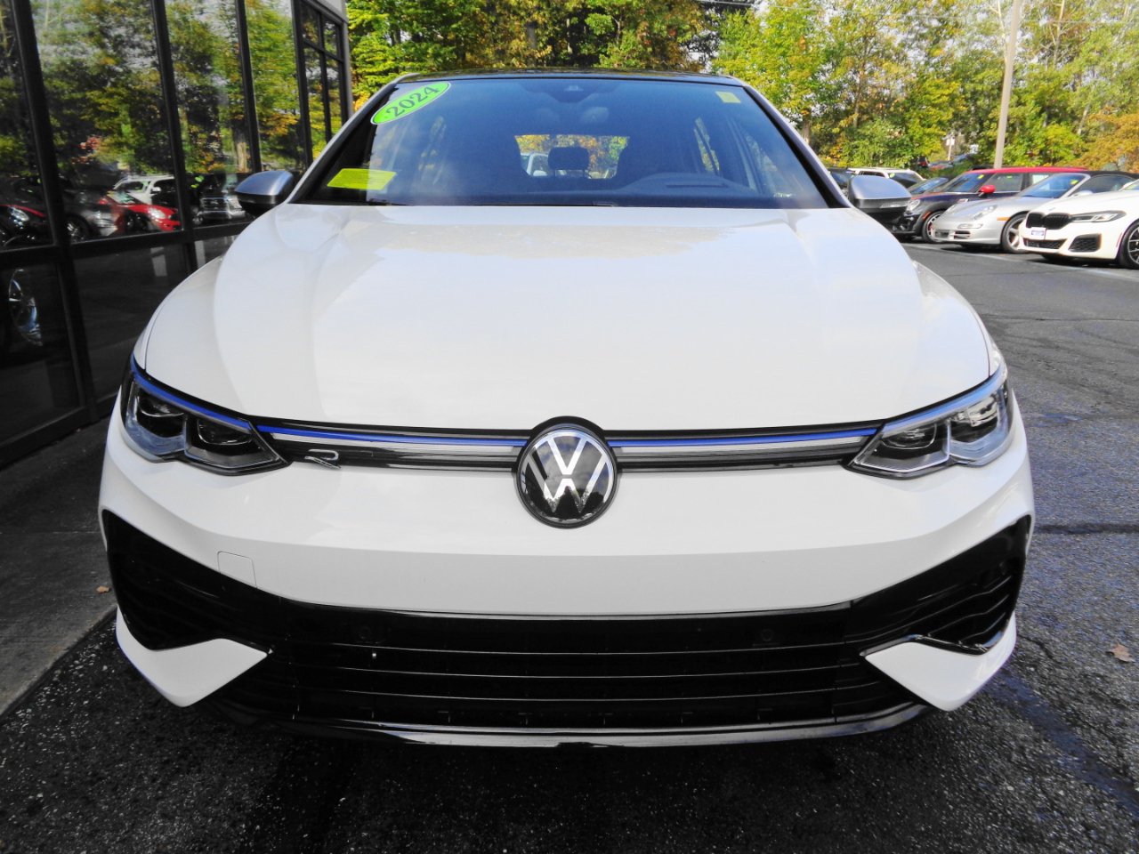 2024 Volkswagen Golf R 4Motion photo 2