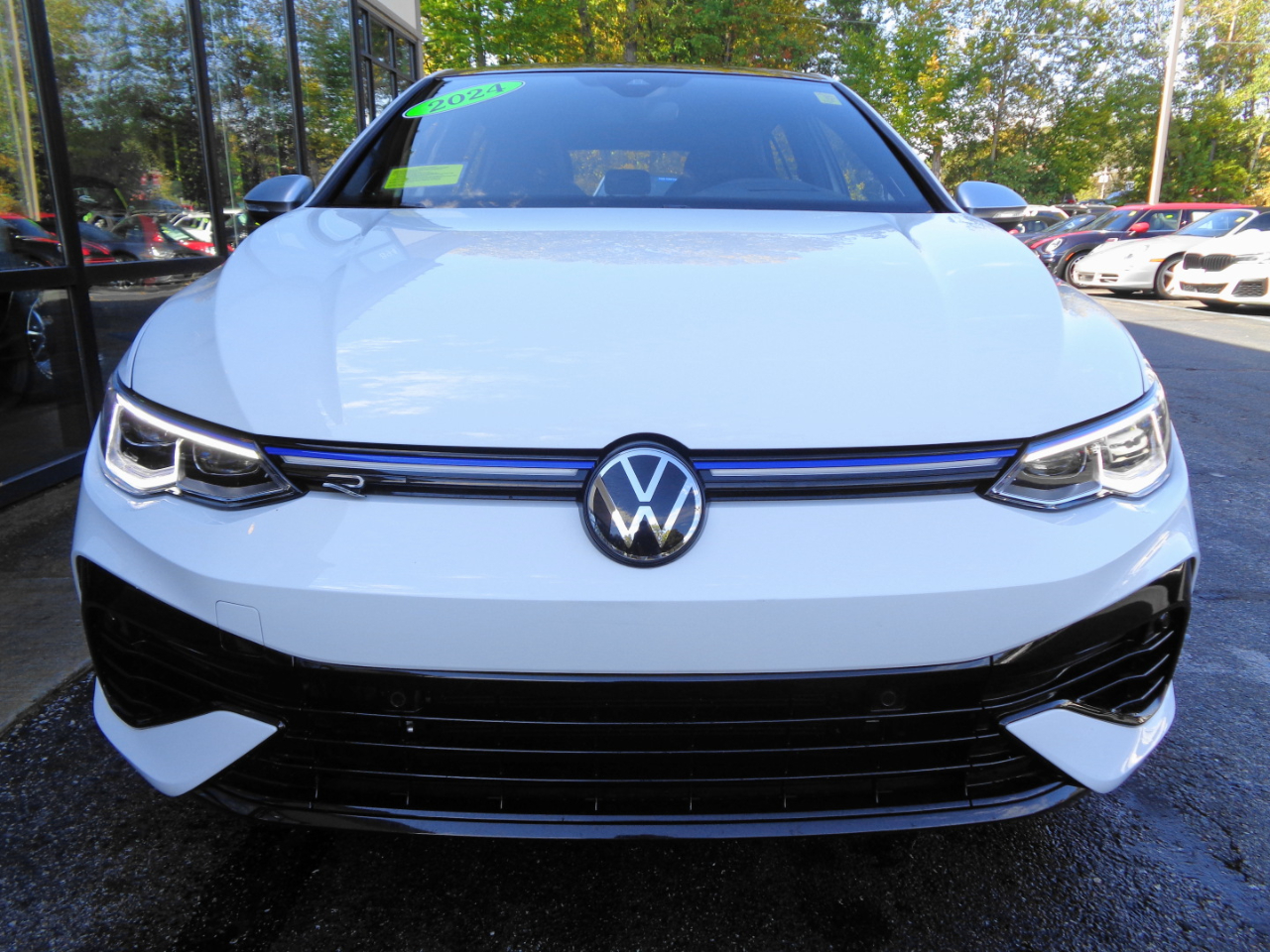 2024 Volkswagen Golf R 4Motion photo 2