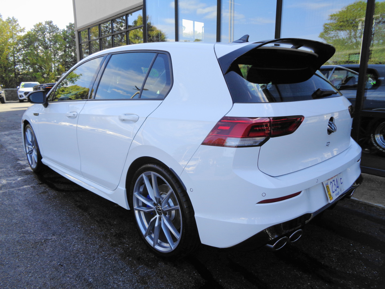 2024 Volkswagen Golf R 4Motion photo 7