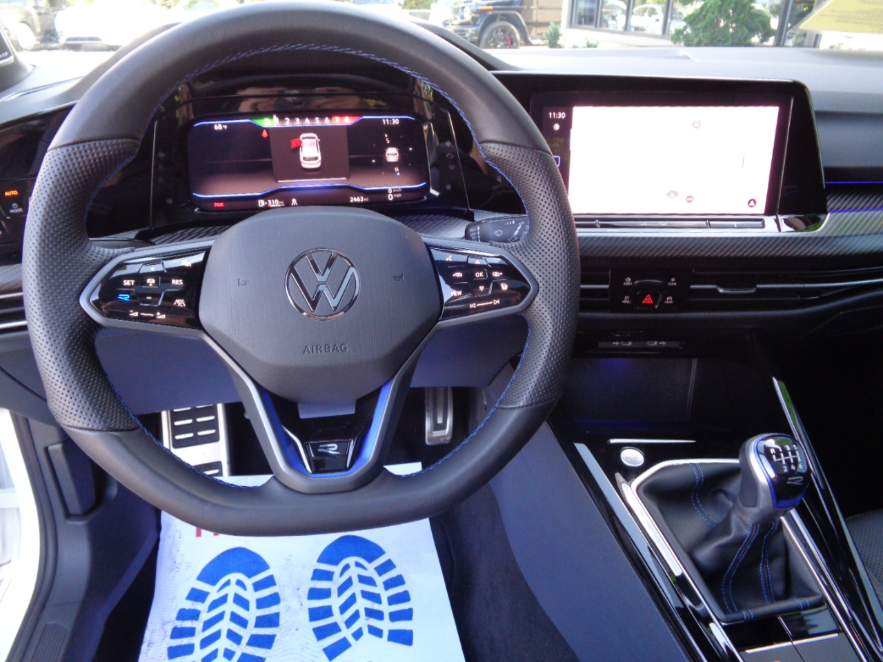2024 Volkswagen Golf R 4Motion photo 10