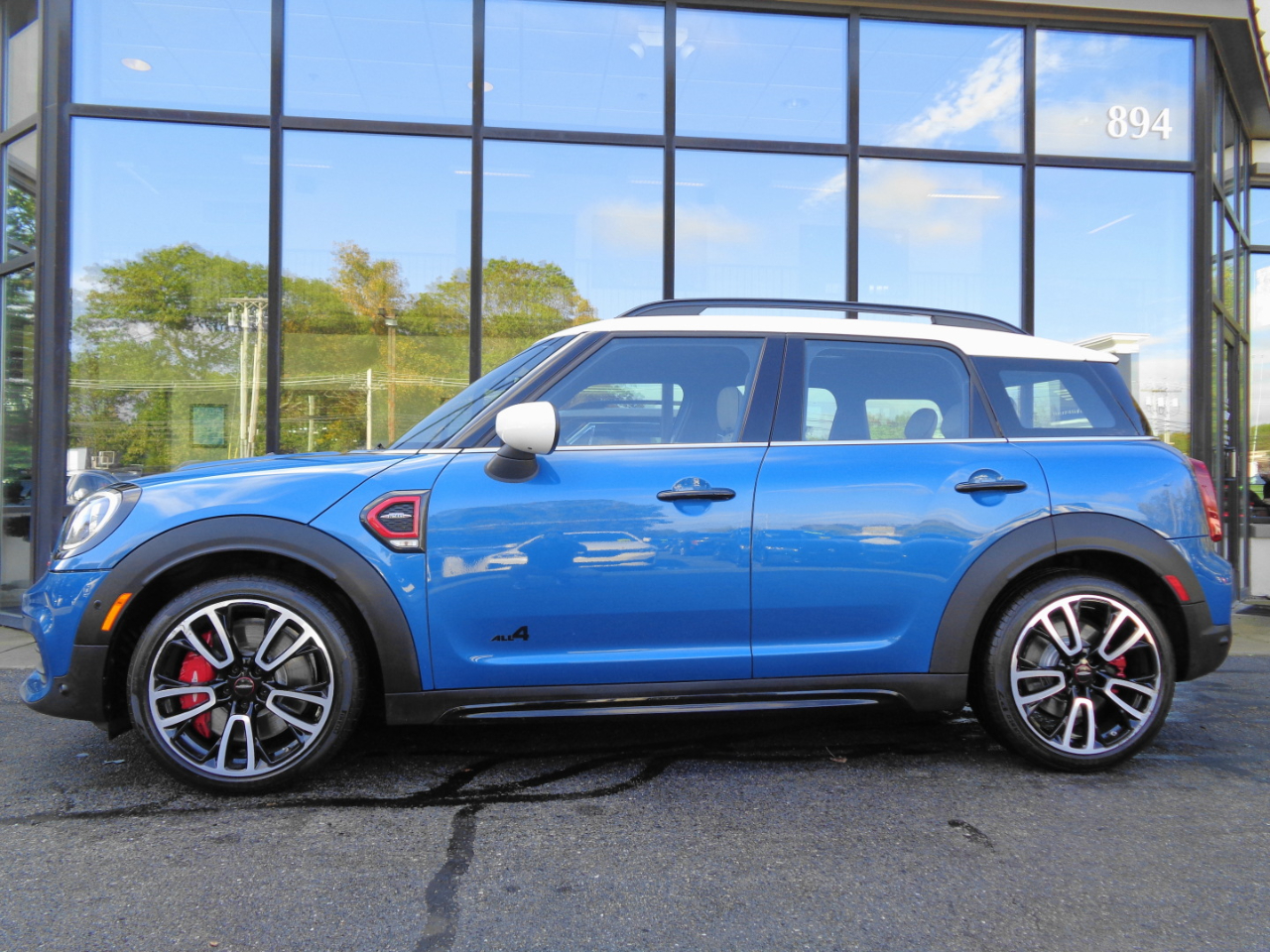 2024 Mini Countryman John Cooper Works ALL4 Iconic photo 8