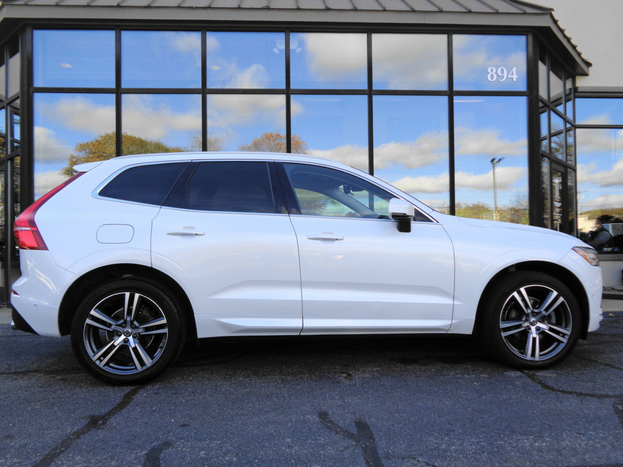Volvo XC60 T5 AWD Momentum 2019 Volvo XC60 T5 AWD Momentum 2019