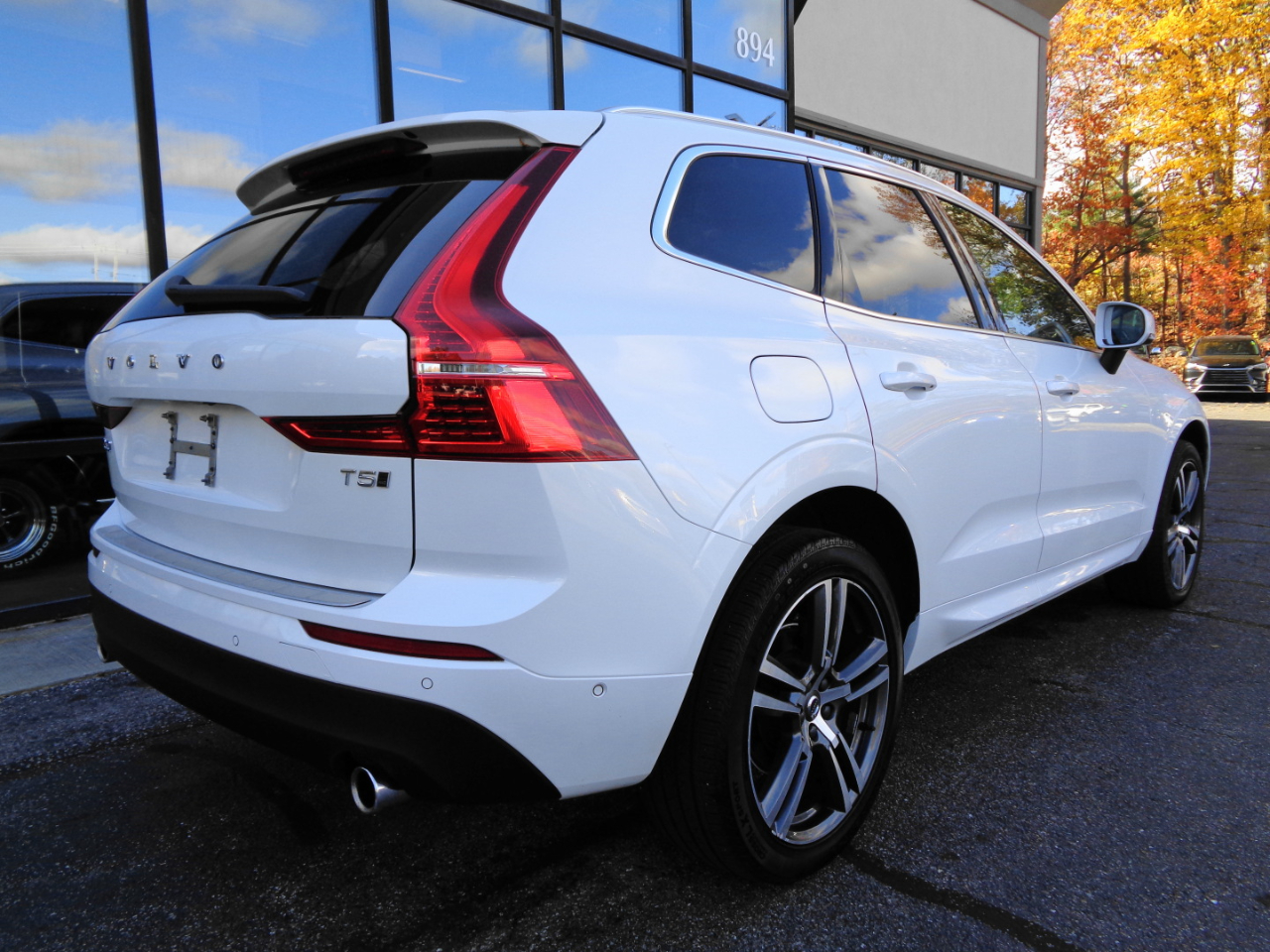 Volvo XC60 T5 AWD Momentum 2019 Volvo XC60 T5 AWD Momentum 2019