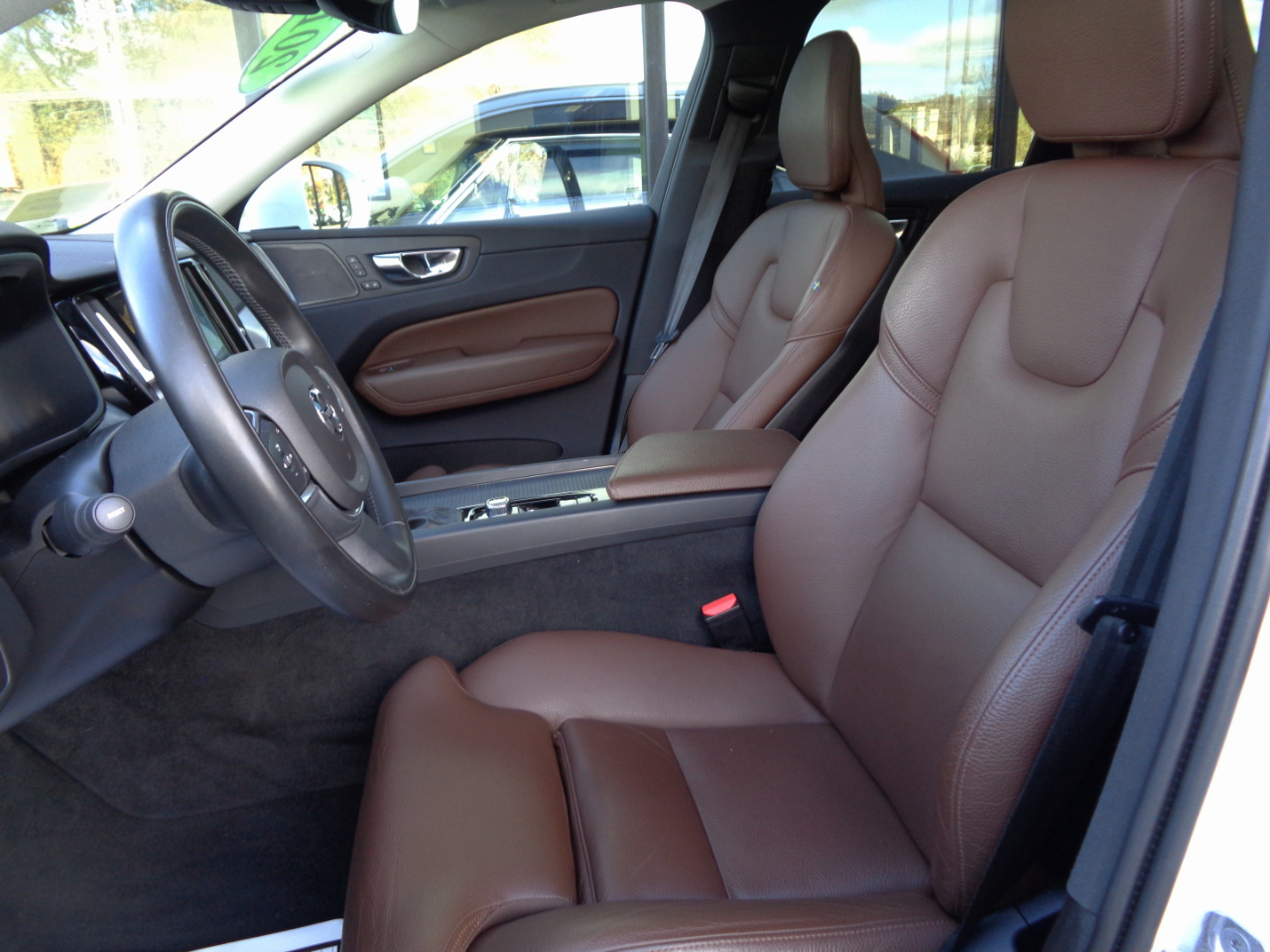 Volvo XC60 T5 AWD Momentum 2019 Volvo XC60 T5 AWD Momentum 2019