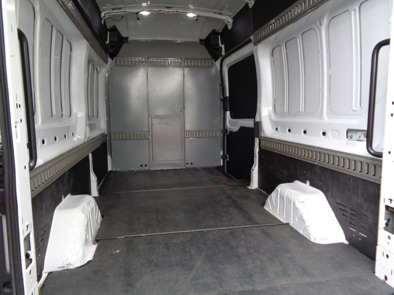 Ford Transit Cargo Van T-350 148" Hi Rf 9500 GVWR AWD 2021 Ford Transit Cargo Van T-350 148" Hi Rf 9500 GVWR AWD 2021