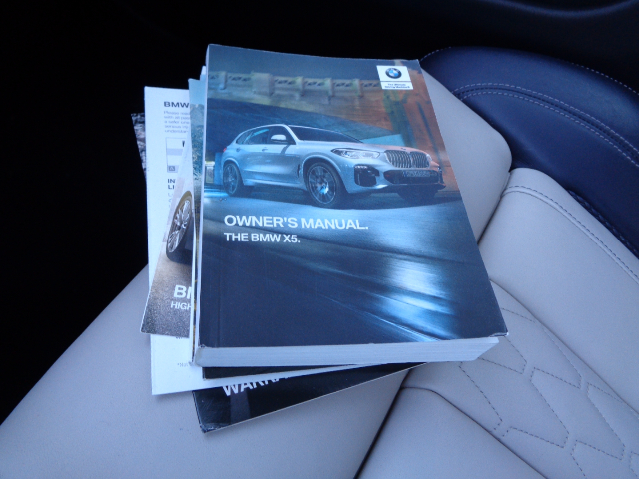 BMW X5 xDrive40i Sports Activity Vehicle 2021