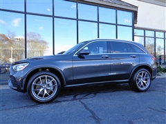 2022 Mercedes-Benz GLC 