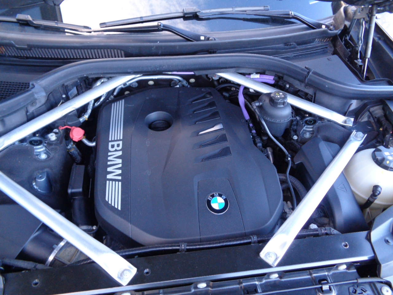 BMW X7 xDrive40i Sports Activity Vehicle 2024