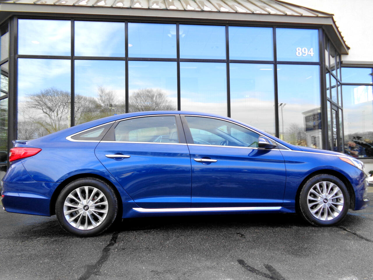 Hyundai Sonata 4dr Sdn 2.4L Limited PZEV 2015