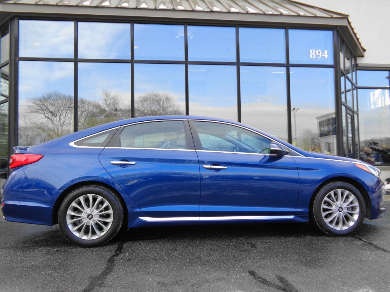 Hyundai Sonata 4dr Sdn 2.4L Limited PZEV 2015