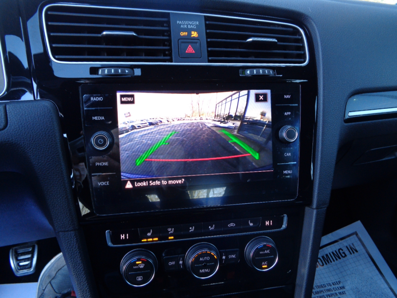 Volkswagen Golf R 2.0T Manual w/DCC/Nav 2019