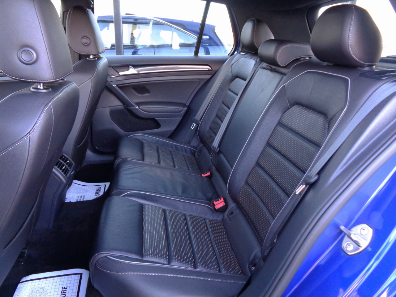 Volkswagen Golf R 2.0T Manual w/DCC/Nav 2019