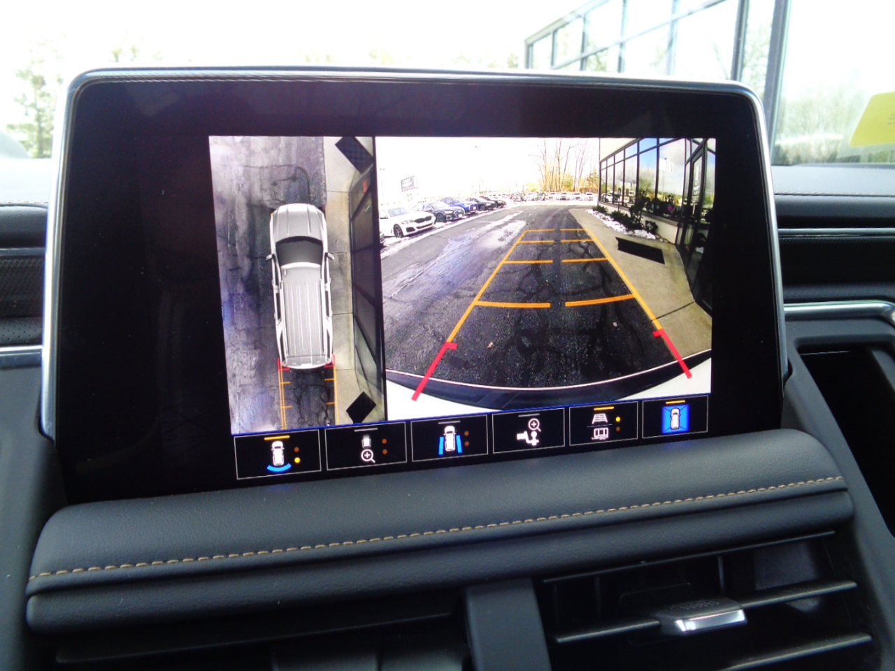 GMC Yukon XL 4WD 4dr AT4 2023