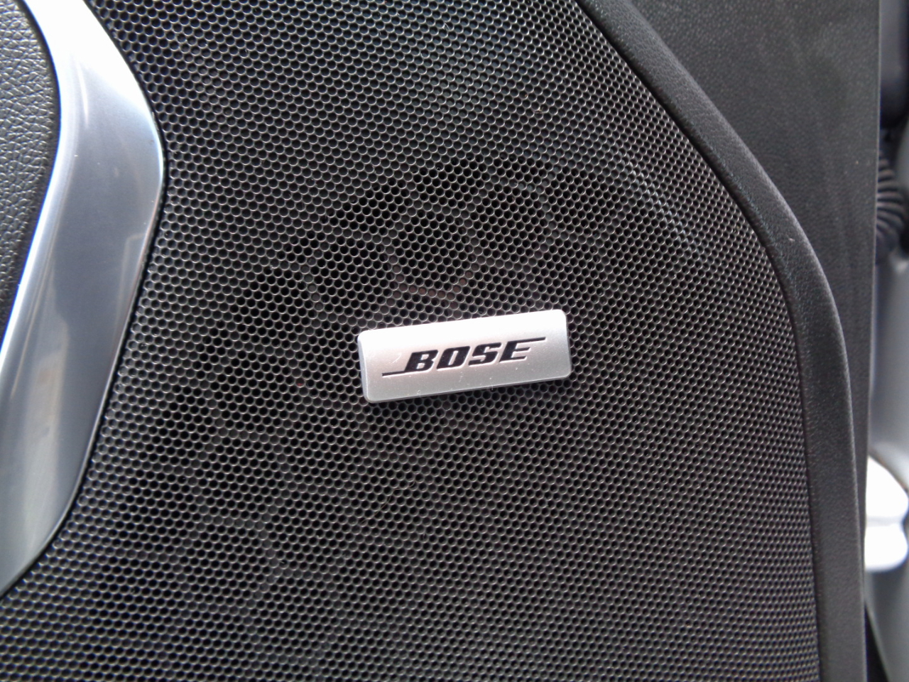 GMC Yukon XL 4WD 4dr AT4 2023