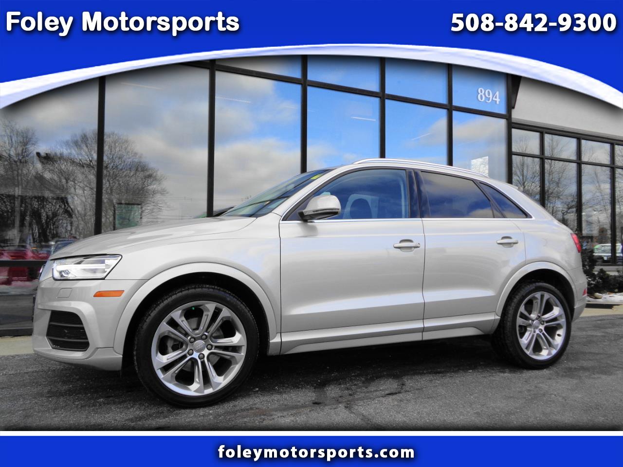 2016 Audi Q3 Premium Plus's photo