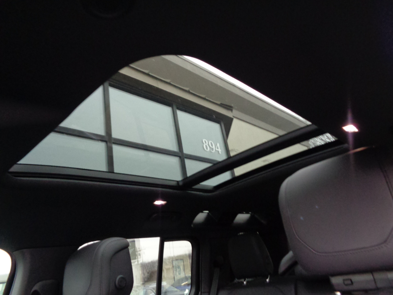 Land Rover Defender 110 V8 AWD 2023