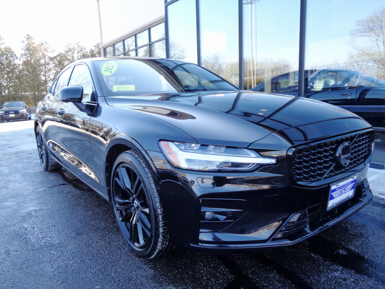 Volvo S60 B5 AWD Plus Black Edition 2023