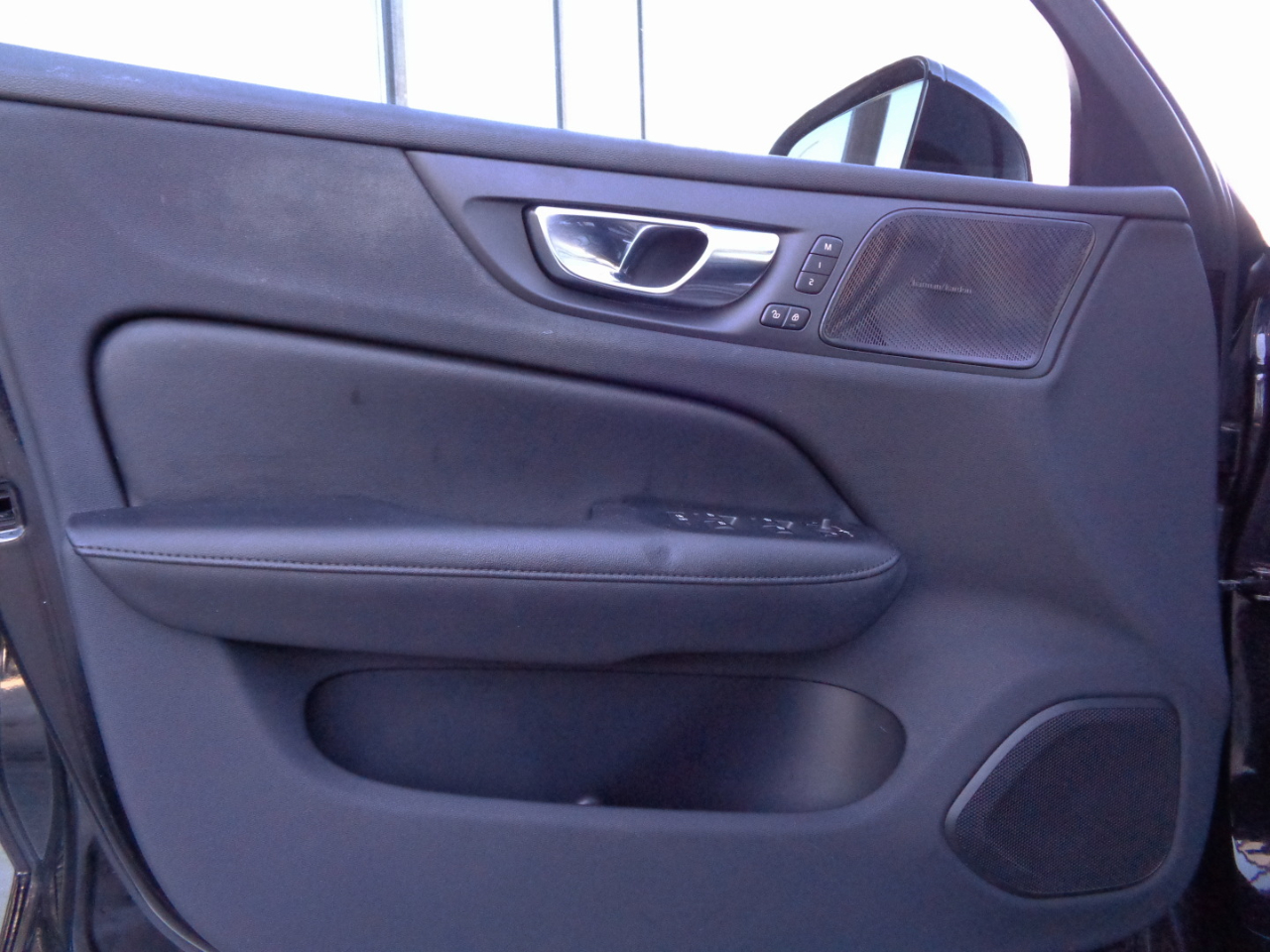 Volvo S60 B5 AWD Plus Black Edition 2023