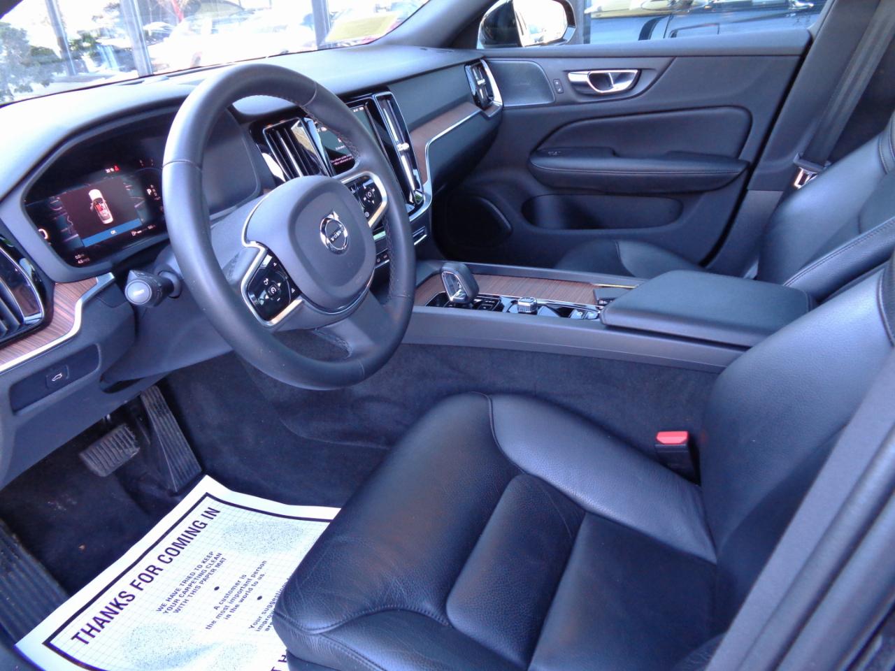 Volvo S60 B5 AWD Plus Black Edition 2023
