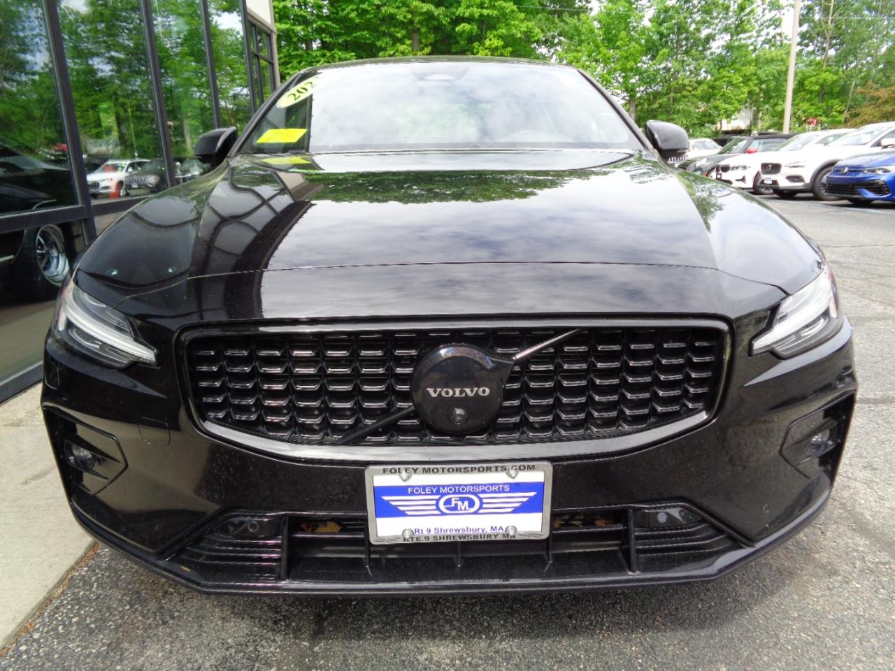 Volvo S60 B5 AWD Plus Black Edition 2023