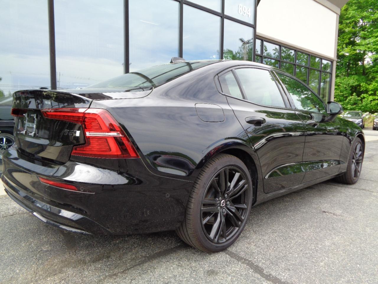 Volvo S60 B5 AWD Plus Black Edition 2023