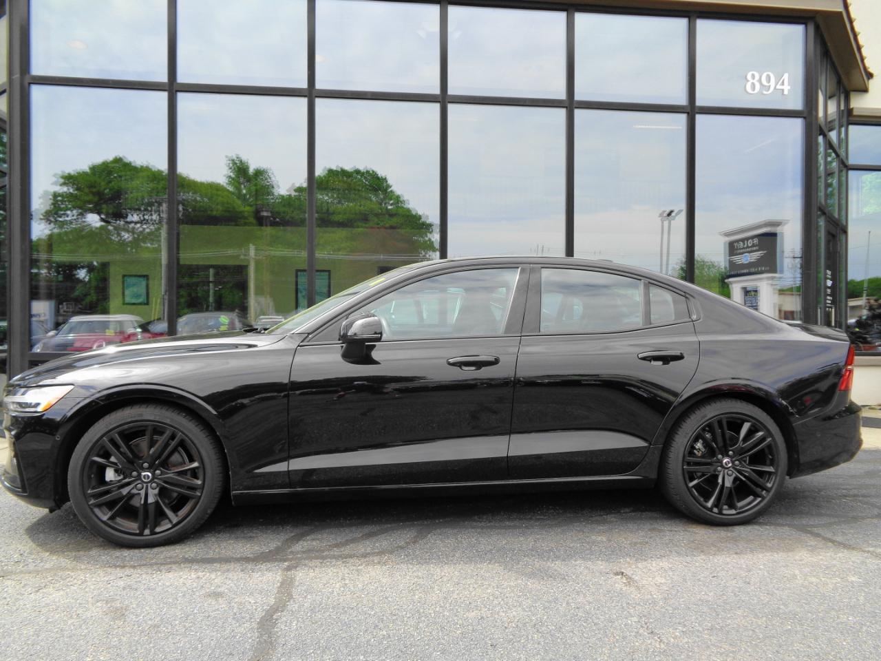 Volvo S60 B5 AWD Plus Black Edition 2023