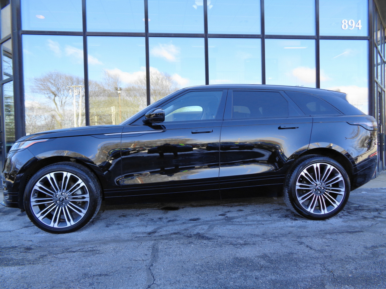 Land Rover Range Rover Velar P400 Dynamic SE 2025