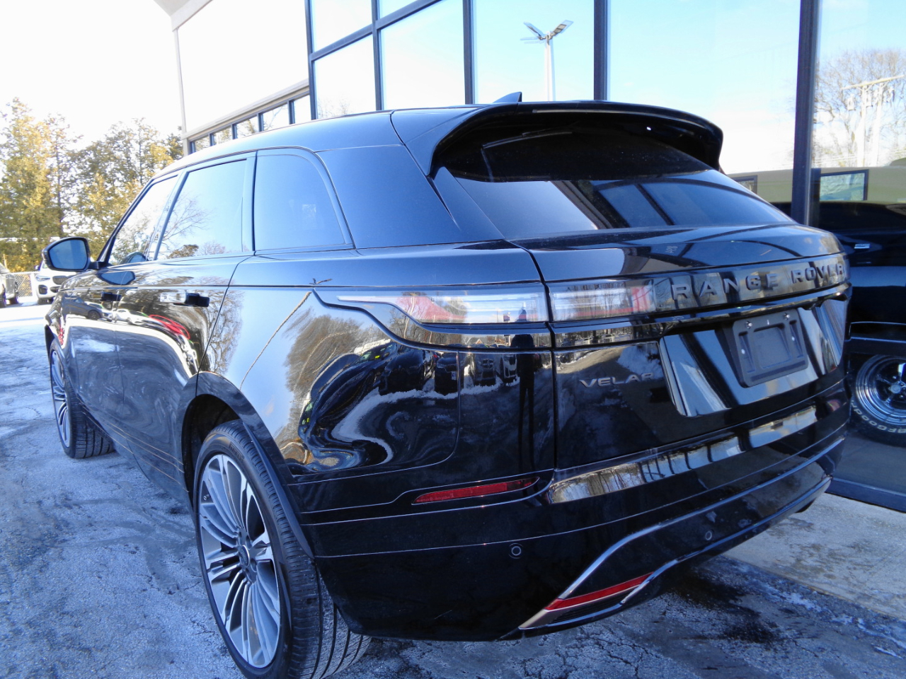 Land Rover Range Rover Velar P400 Dynamic SE 2025