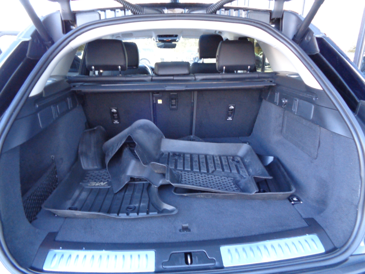 Land Rover Range Rover Velar P400 Dynamic SE 2025