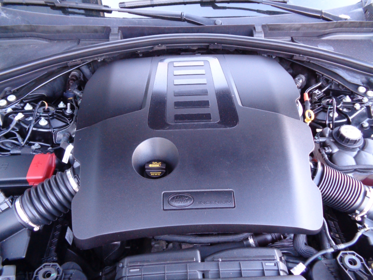 Land Rover Range Rover Velar P400 Dynamic SE 2025