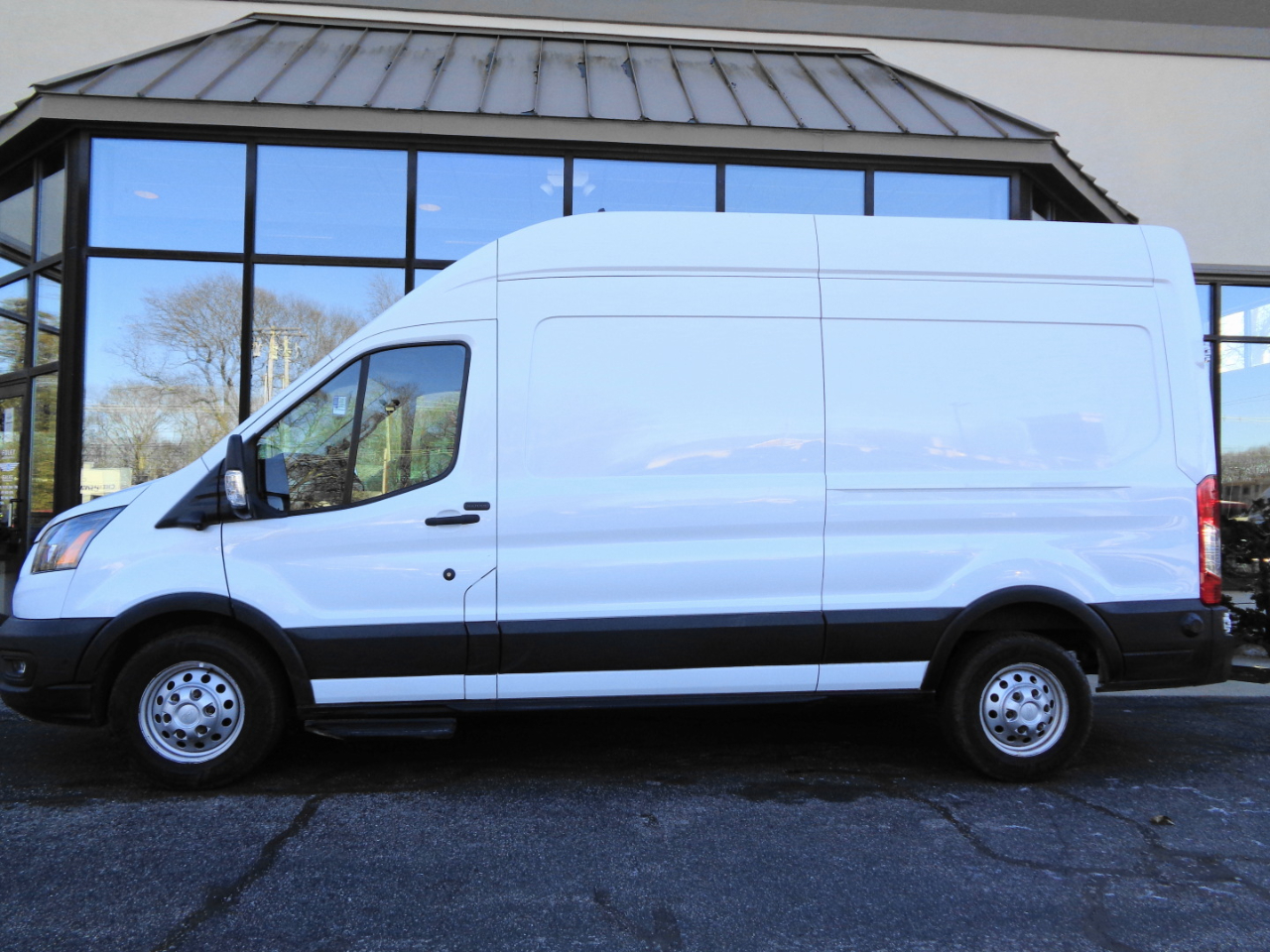Ford Transit Cargo Van T-350 148" Hi Rf 9500 GVWR AWD 2022