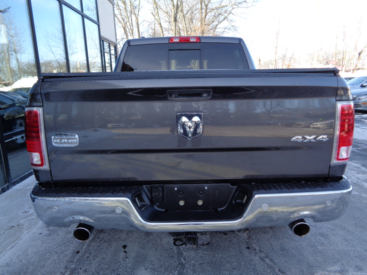 RAM 1500 4WD Crew Cab 140.5" Longhorn 2016