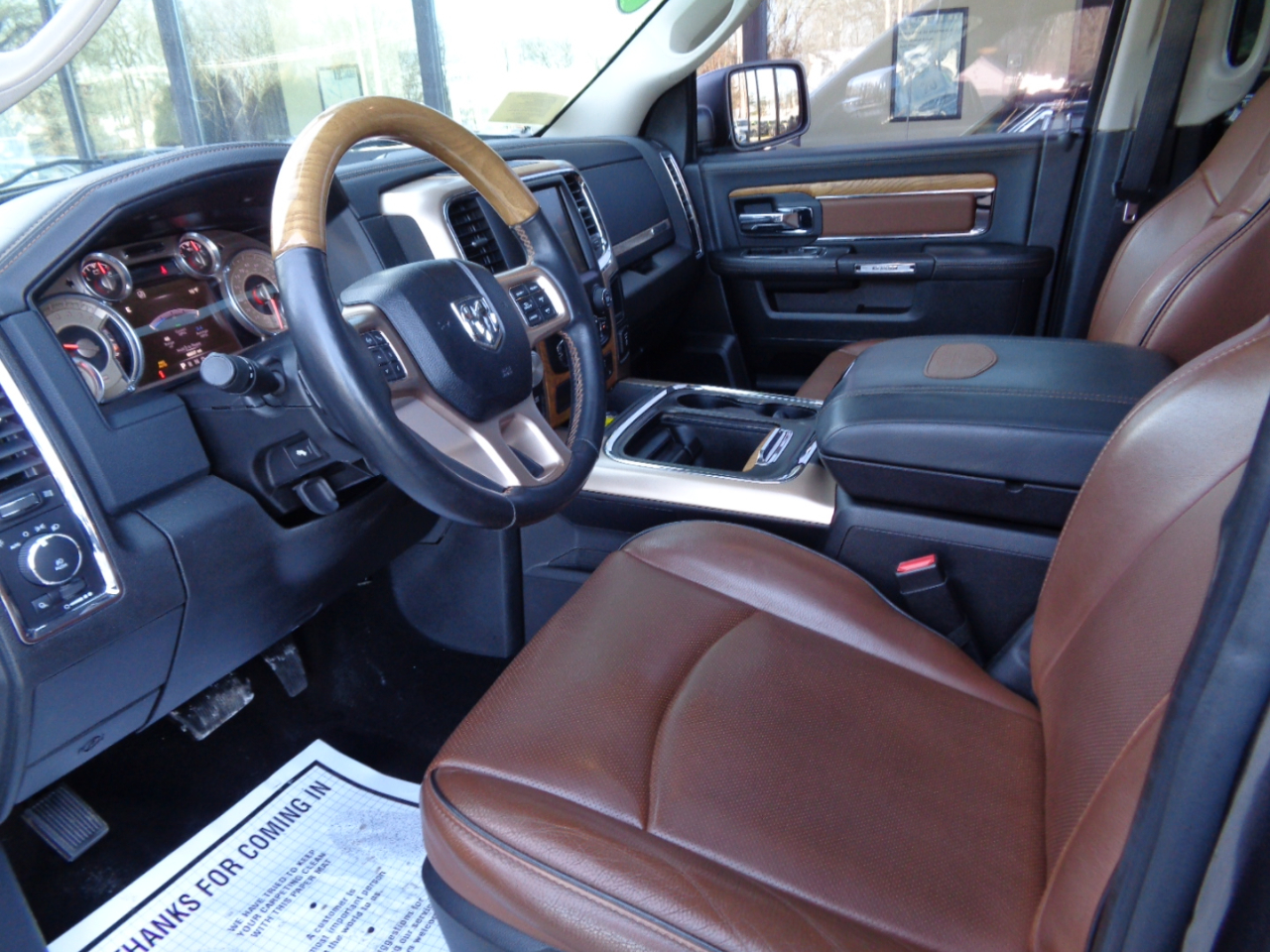 RAM 1500 4WD Crew Cab 140.5" Longhorn 2016