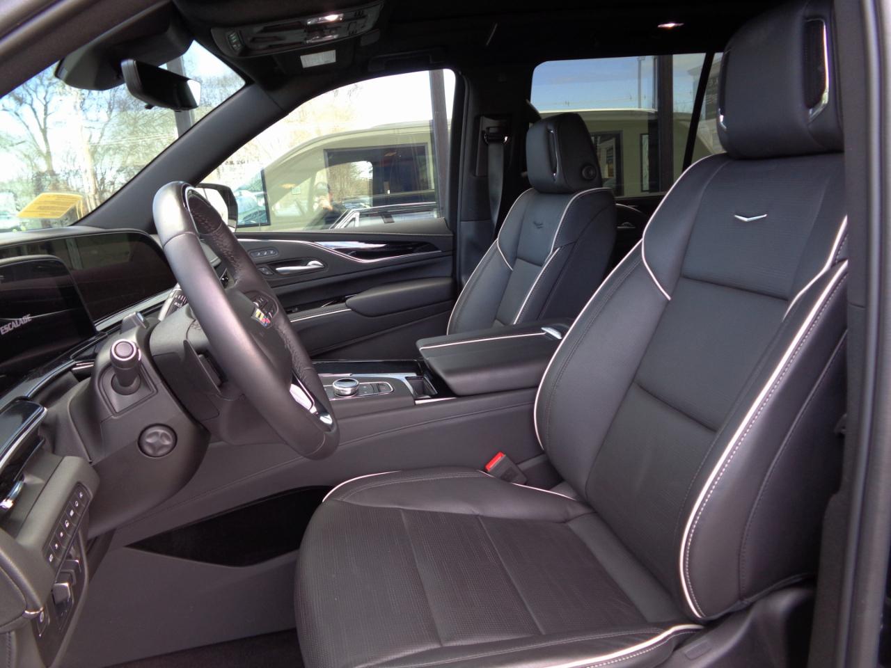 Cadillac Escalade 4WD 4dr Premium Luxury 2024