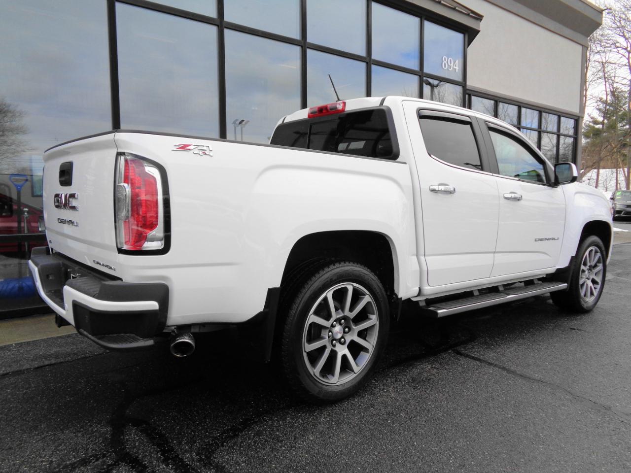 GMC Canyon 4WD Crew Cab 128" Denali 2021