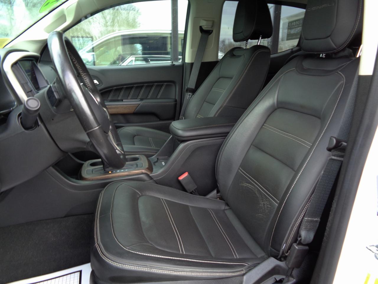 GMC Canyon 4WD Crew Cab 128" Denali 2021