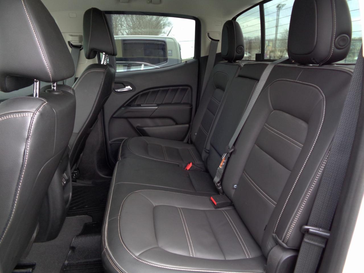 GMC Canyon 4WD Crew Cab 128" Denali 2021