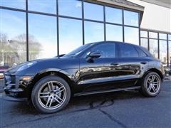 2020 Porsche Macan 
